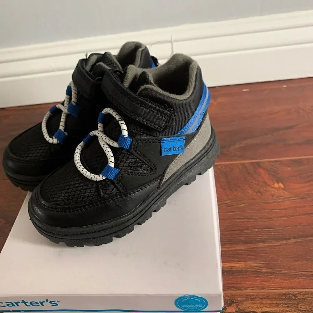 🧡Carter’s boys hart  size 7 boot🧡, NIB